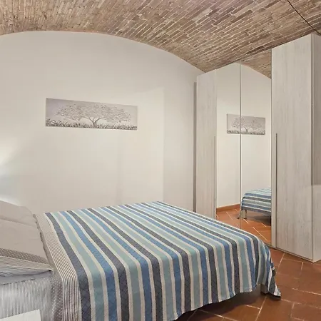 Appartamento Adiacente Piazza Del Mercato Spoleto